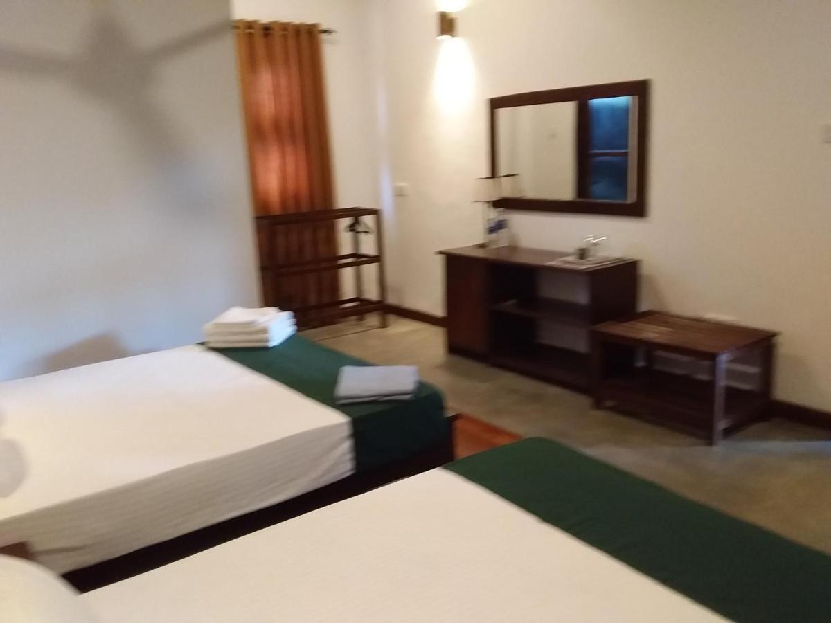 Forest Edge Villa Anuradhapura Ruang foto
